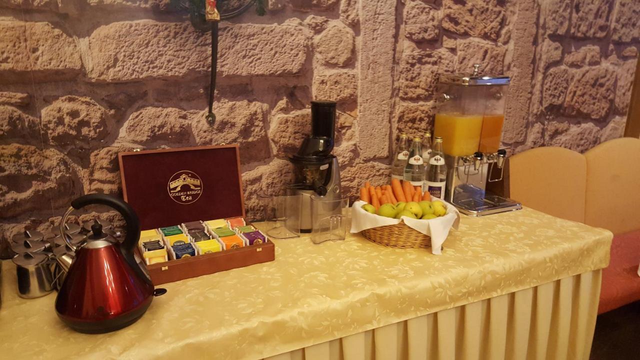 Hotel Sextnerhof Sesto Fiorentino Oda fotoğraf